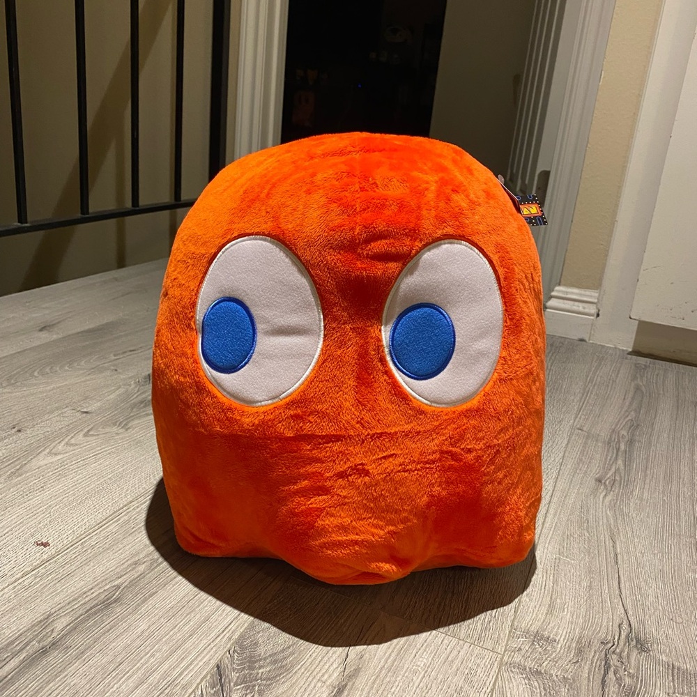 NWT Bandai Namco pac-man giant Orange Ghost Plushie-15.5”